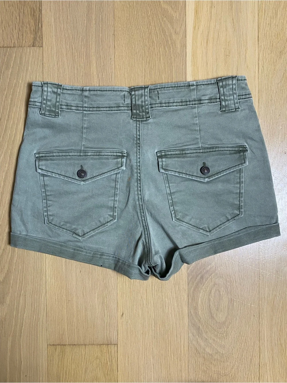 Abercrombie & Fitch Olive Green Cargo Utility Shorts Size 8 W29 Cuffed Casual